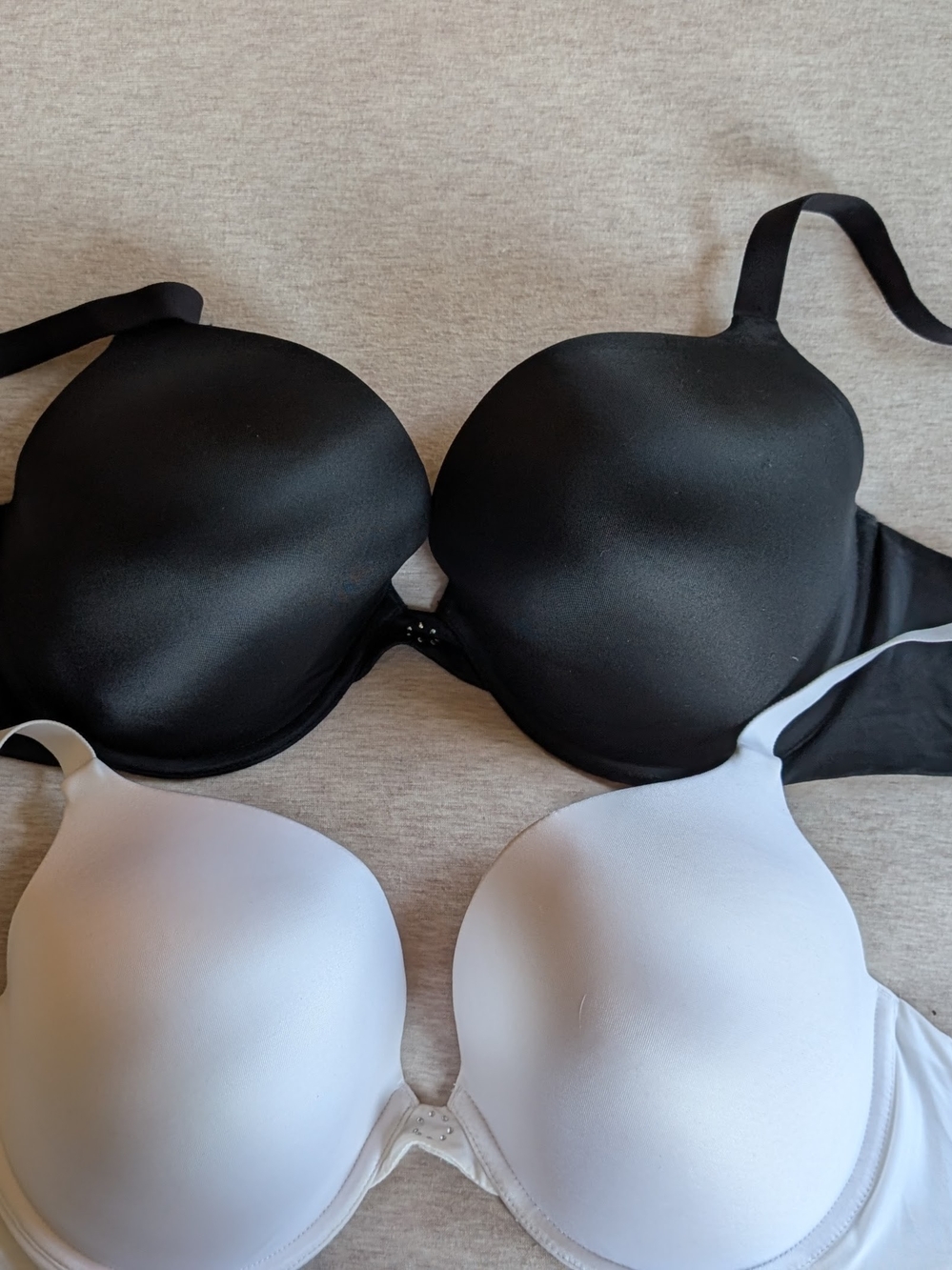 Maidenform Black and White Pushup Bra Set